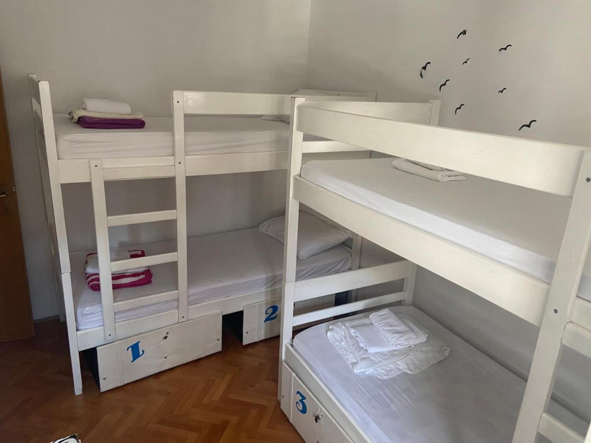 Hostel Omiš Extérieur photo