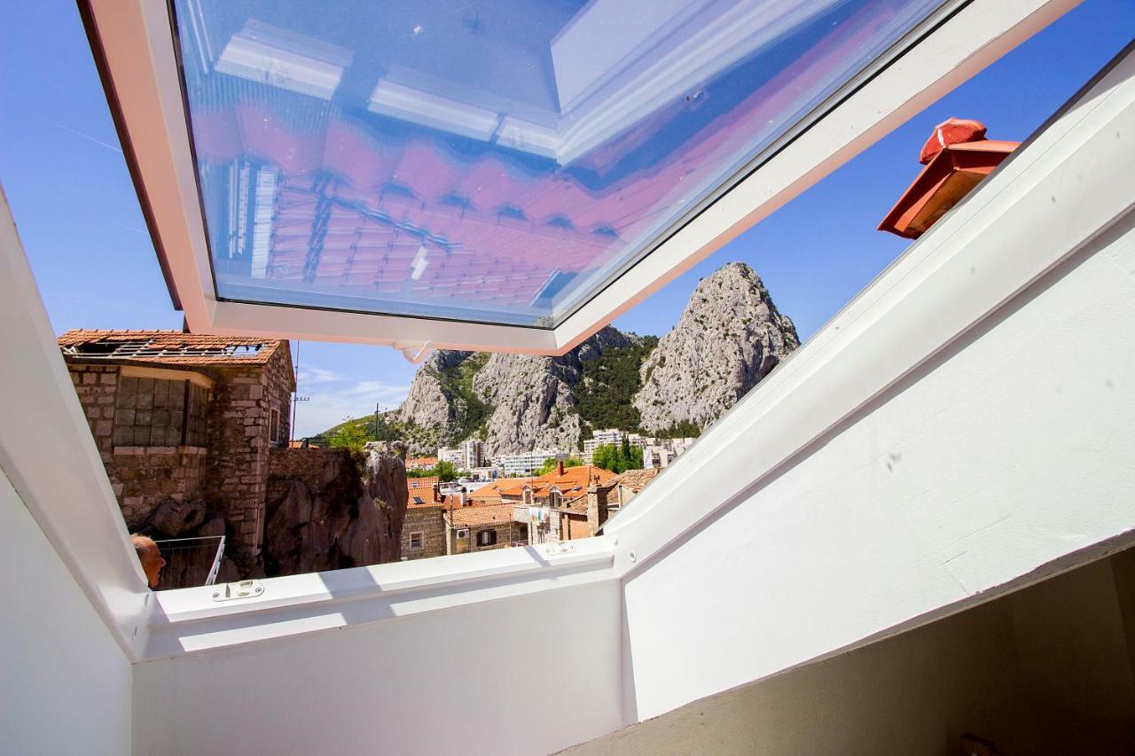 Hostel Omiš Extérieur photo