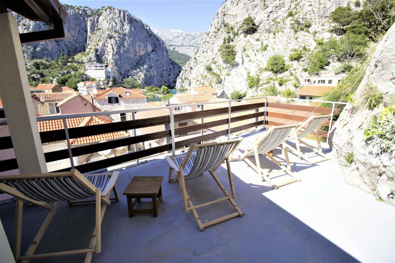 Hostel Omiš Extérieur photo